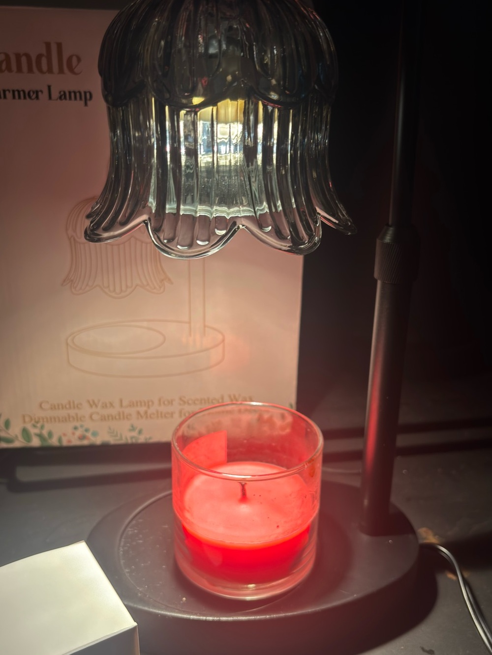 Green dimmable candle warmer with gold adjustable arm